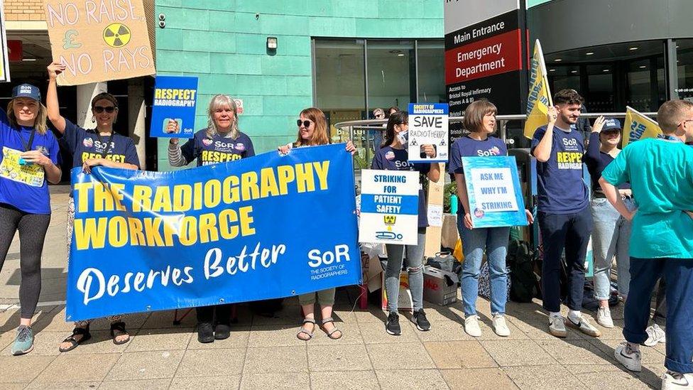 Radiographers protesting outside of the BRI