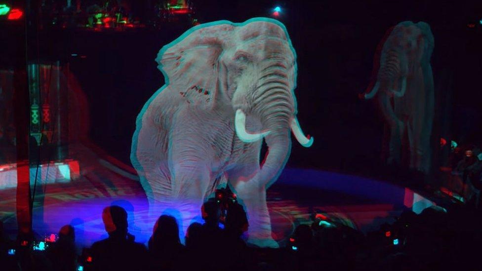 Hologram on an elephant at Circus Roncalli in Germany