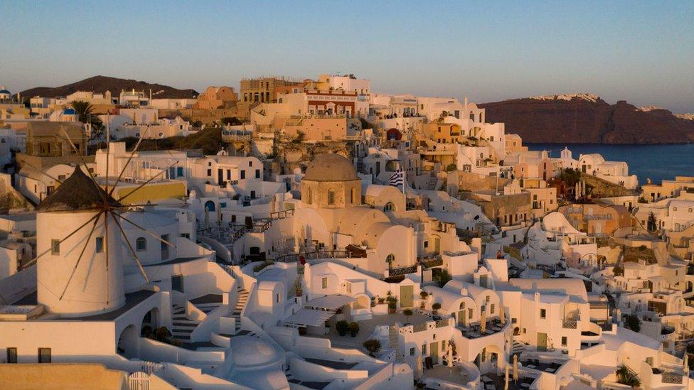 A sun set on Santorini