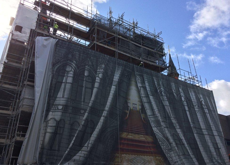 Inverness Town House with covering