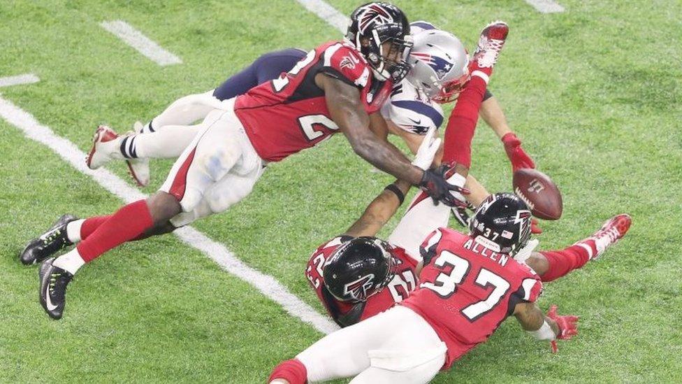 New England Patriots (in white) against Atlanta Falcons in Super Bowl. Photo: 5 February 2017