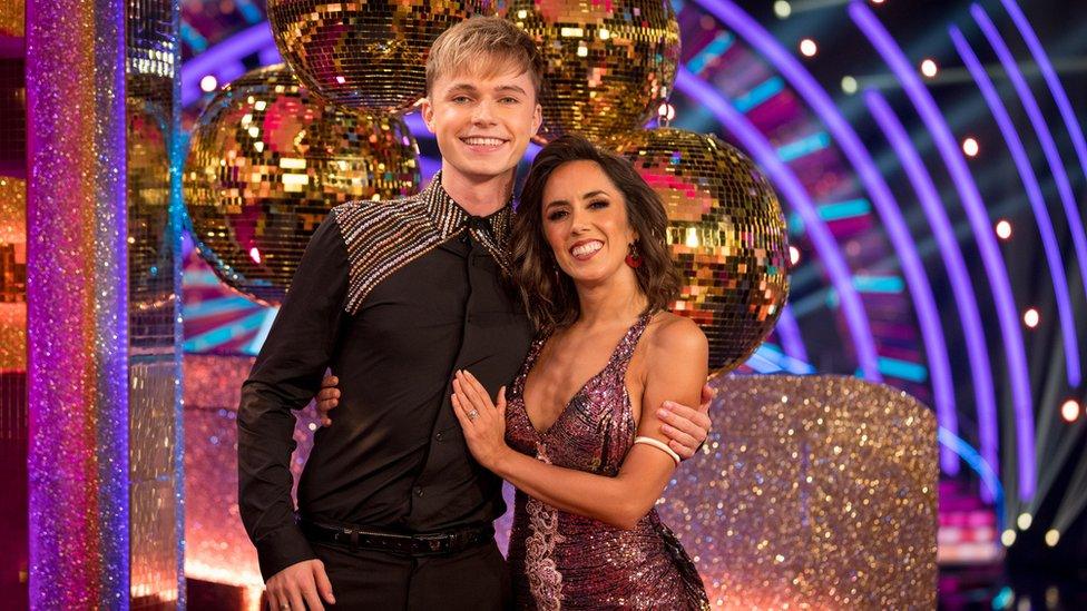 HRVY-and-Janette-Manrara.