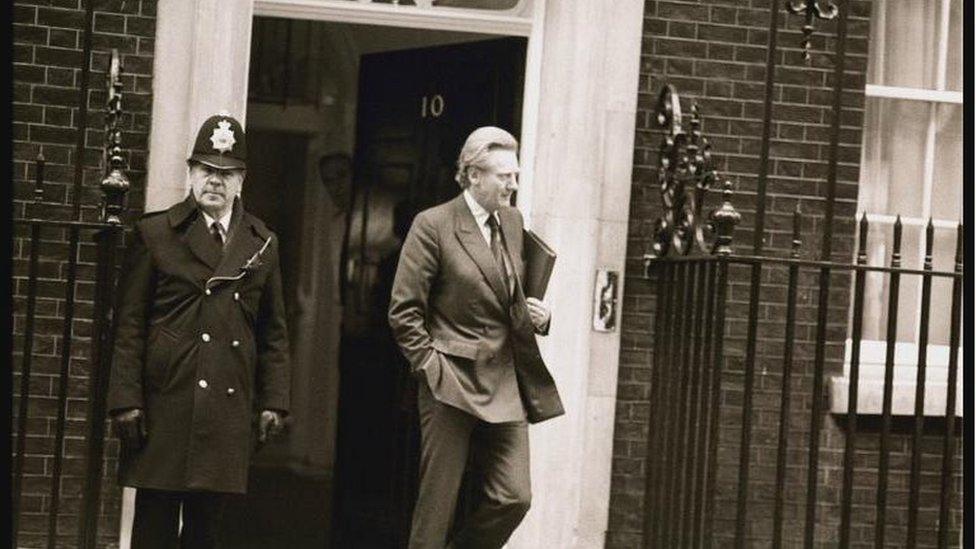 Lord Heseltine storms out of cabinet