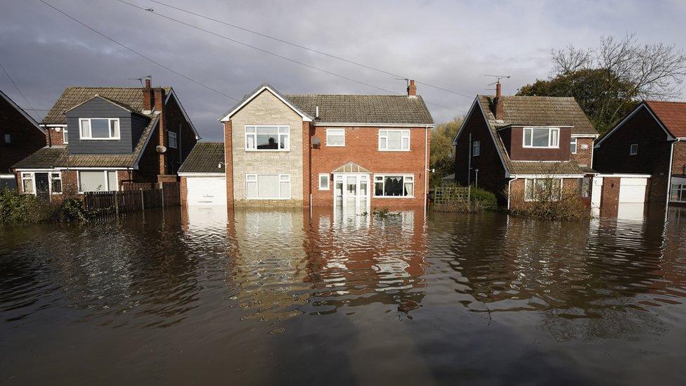 Flooded homes in Fishlake