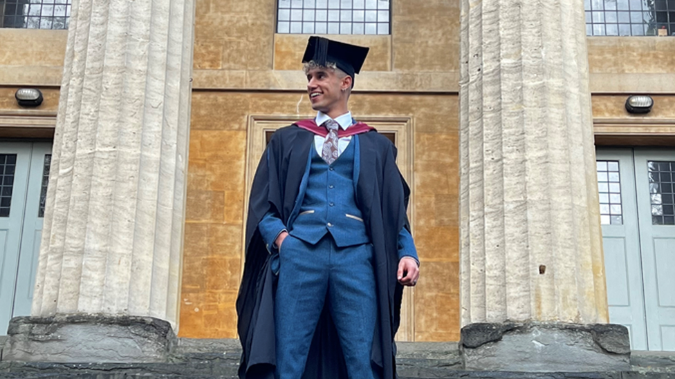 Hamza Dar at University of Bristol