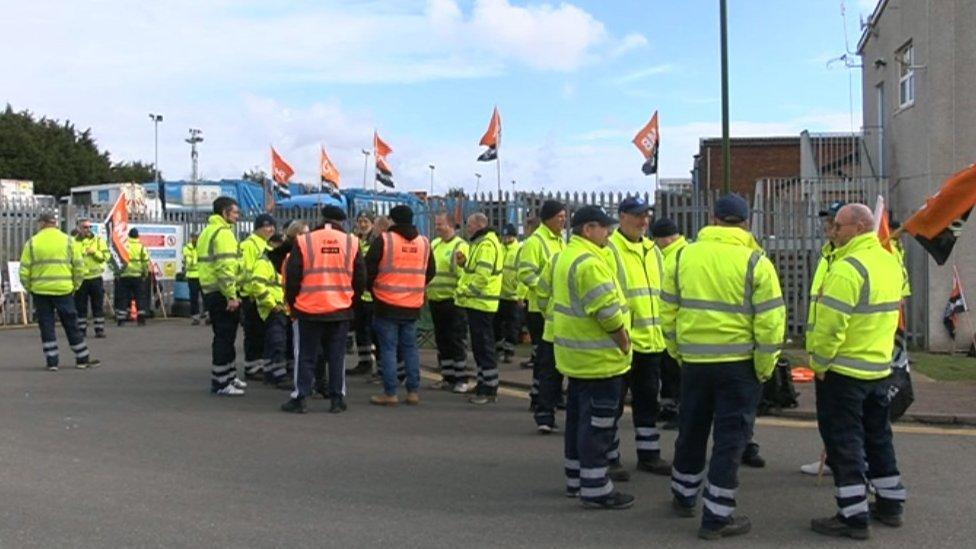 GMB picket line at Lancing bin depot