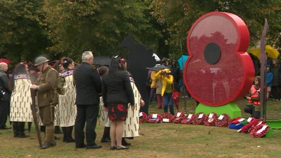 Giant poppy