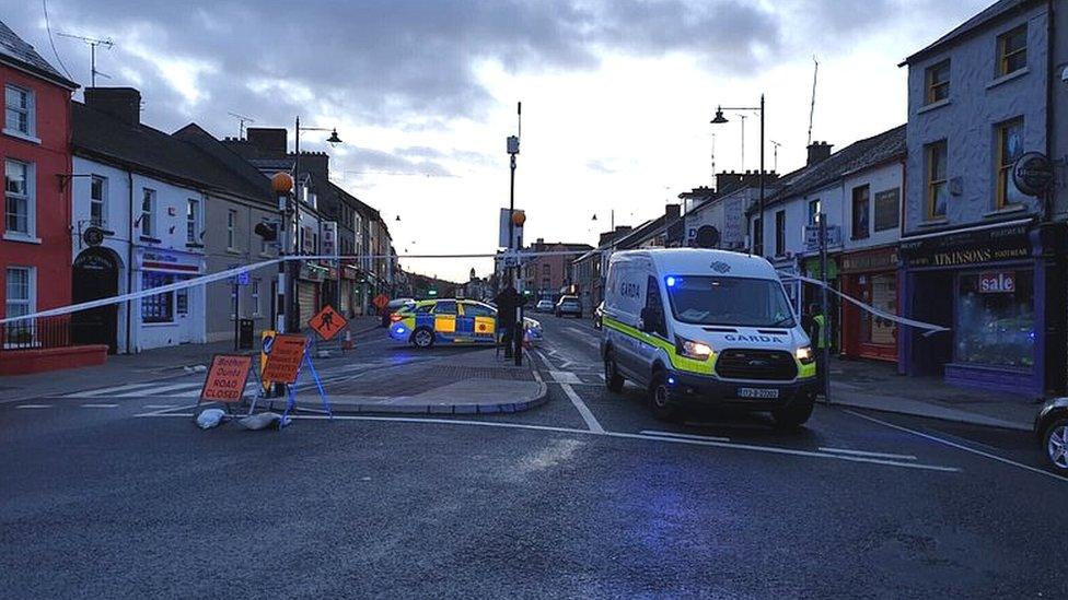 CASTLEBLAYNEY SCENE