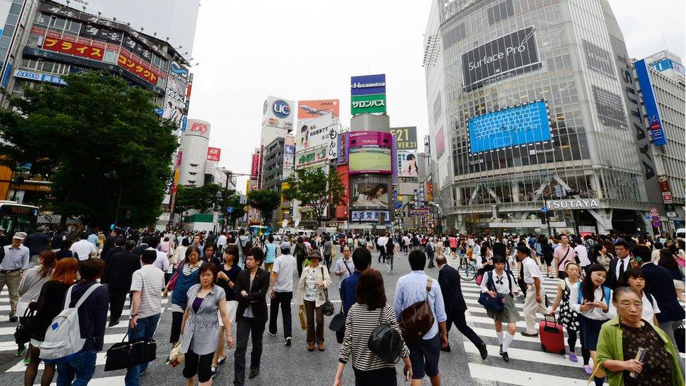 Tokyo shoppers