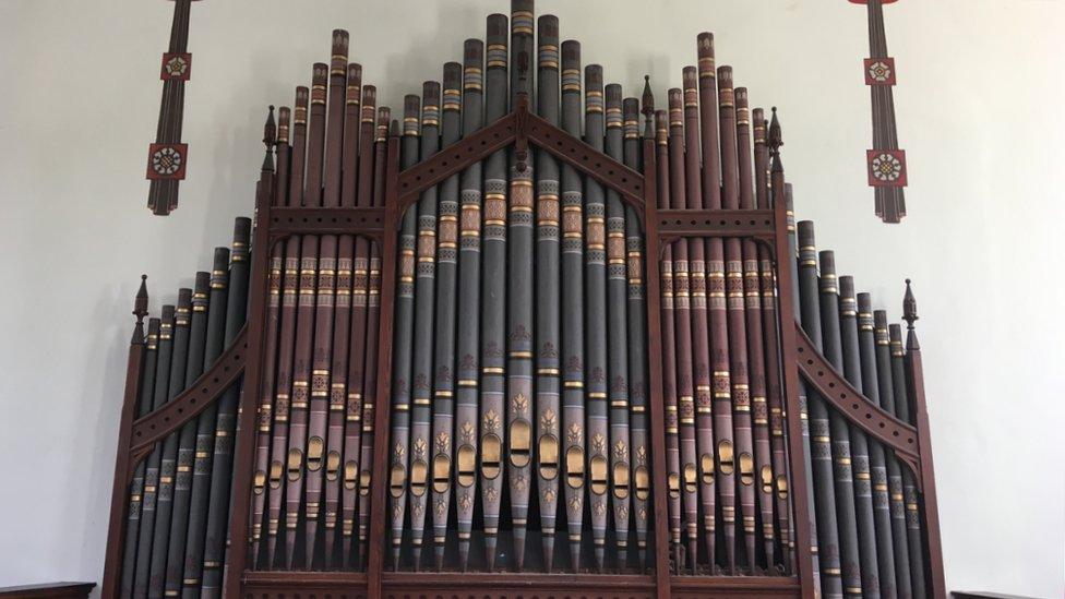 organ capel soar