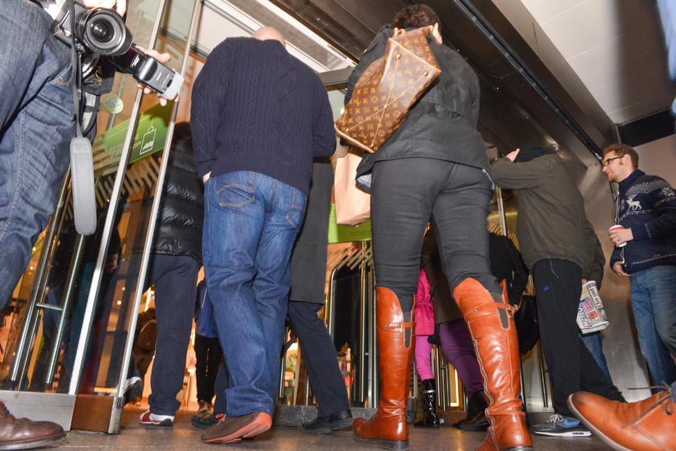 Black Friday, Oxford Street 2014