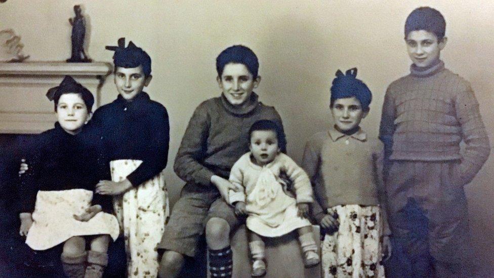 Maria, Vikki, Antonio, baby (unknown name), Genni and Jose Gallego in Spain