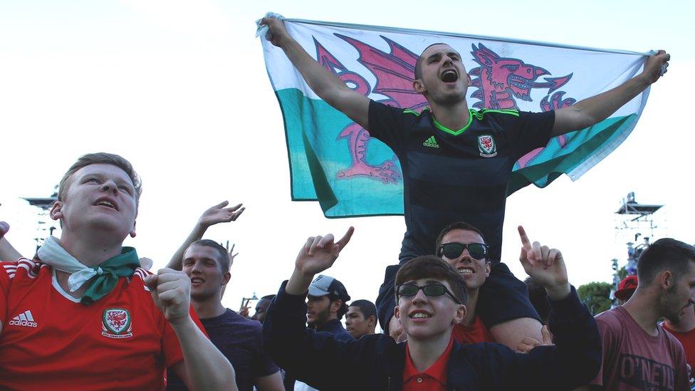 Welsh football fans