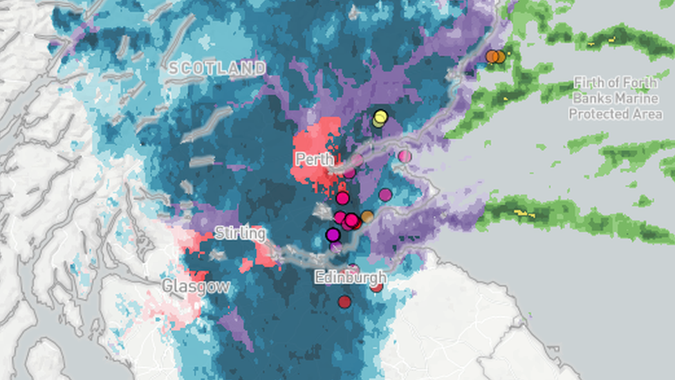 BBC Weather map showing Perth and Edinburgh in Scotland.