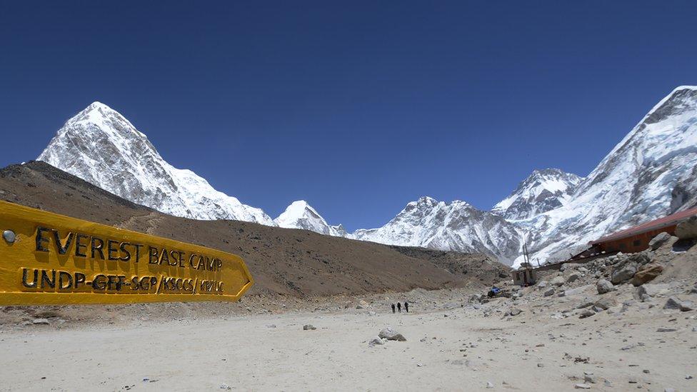 Mount Everest base camp