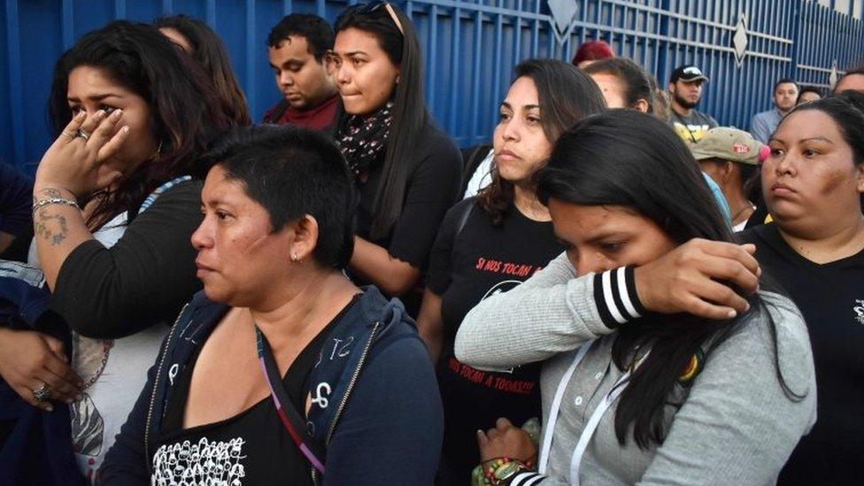 Women outside the Isidro Menendez Judicial Center after review of sentence handed down to Theodora Vasquez in 2008 in San Salvador on December 13, 2017