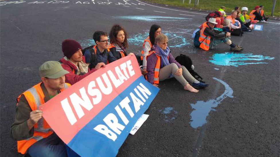 Insulate Britain protest at J18 M25