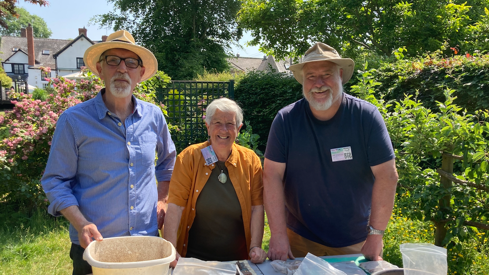 (l to r) Neil Proctor, Amilia Burrage and archaeologist Tim Hoverd