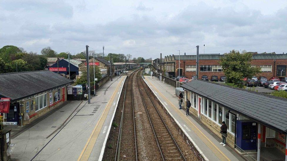 Guiseley Station