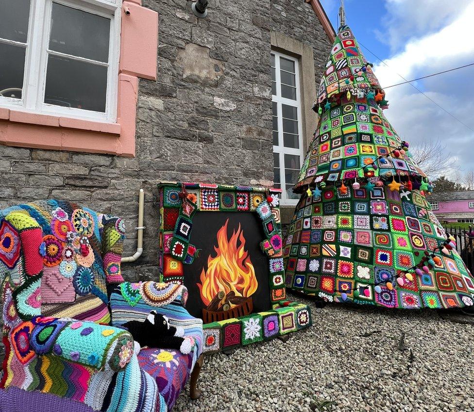 Knitted Christmas tree, chair cover and fireplace