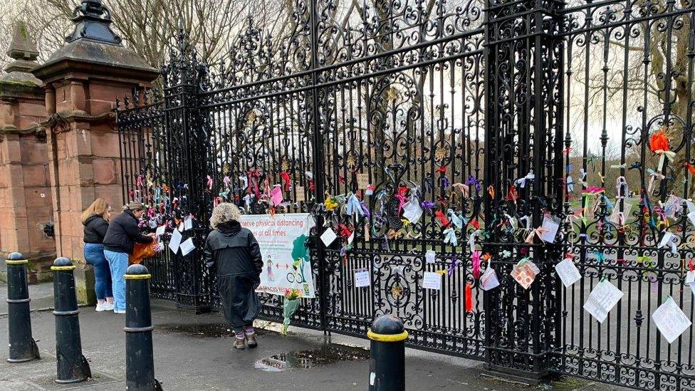 Kelvingrove Park gates