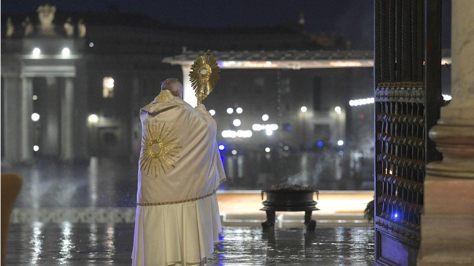 Pope gives blessing to empty square