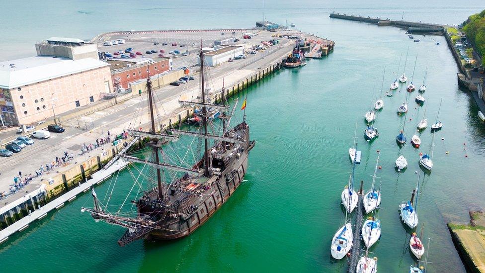 El Galeon in Weymouth