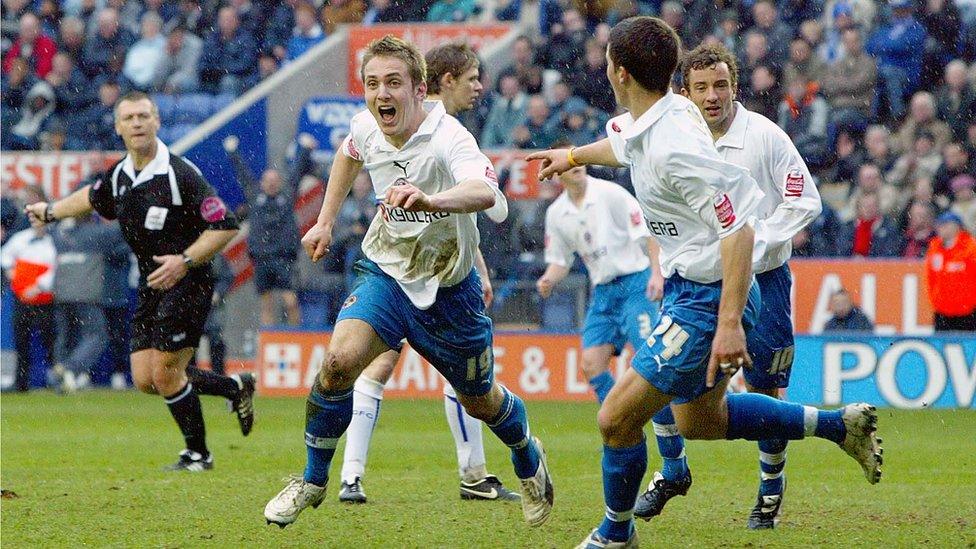 Kevin Doyle wheeling away after the goal against Leicester City in March 2006