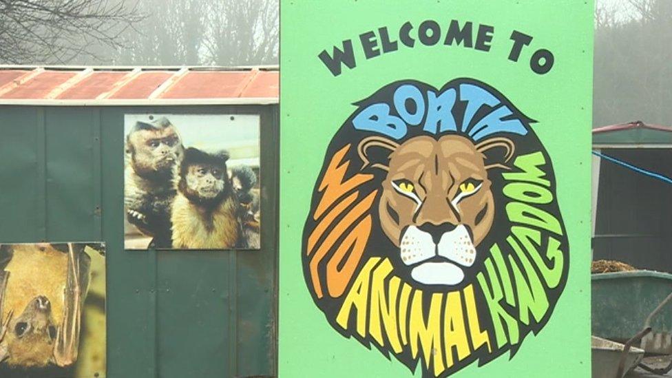 Borth zoo sign