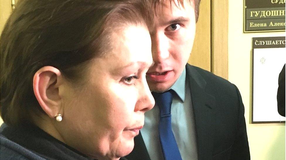 Ukrainian library head Natalia Sharina in court in Moscow (2 Nov)