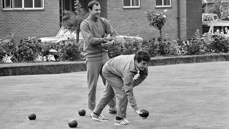 Carmelo Simone and Alfredo Rojas of the Argentina 1966 World Cup squad try their hand at lawn bowls during a break in training in Birmingham on 12 July