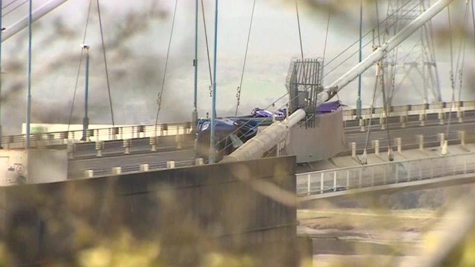 Lorry on Severn Bridge