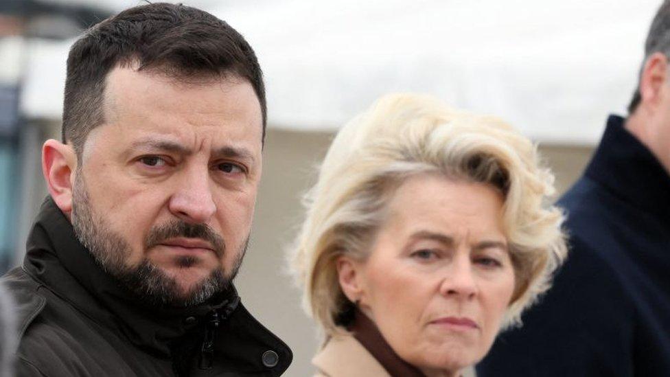 Volodymyr Zelensky with Ursula von der Leyen in Kyiv