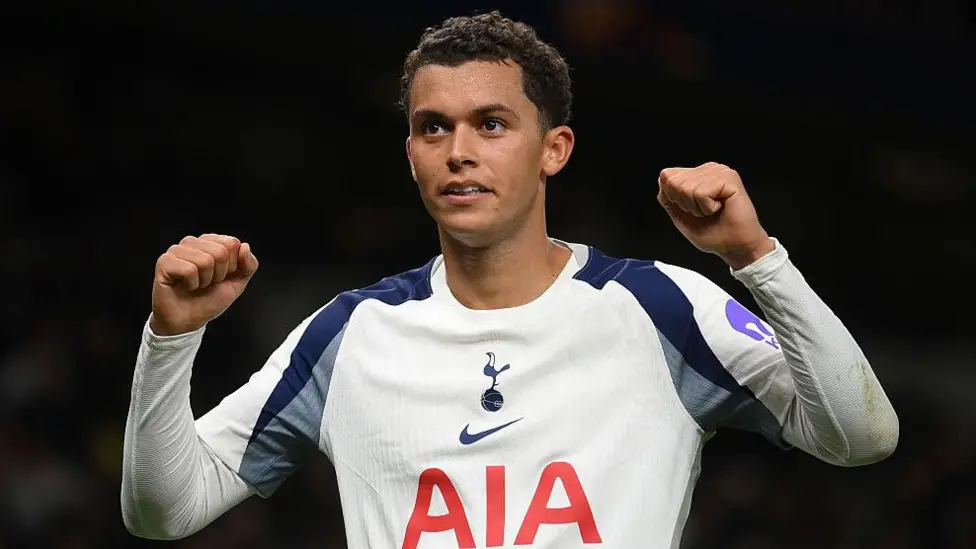 Johnson decidirá su futuro tras el acuerdo con el Palace