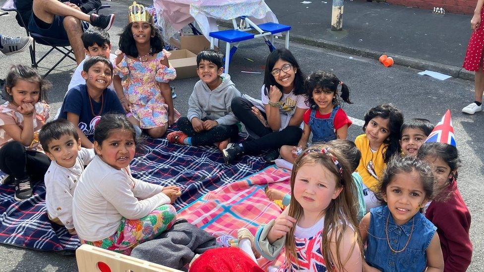 kids at a street party