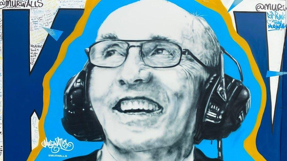 Mural of Sir Frank Williams at Silverstone