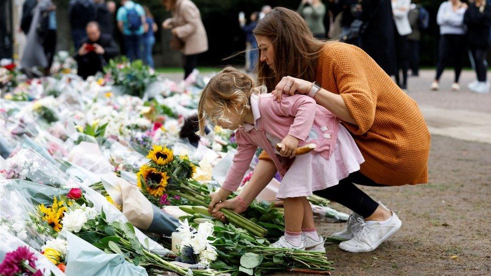 Windsor Castle floral tributes