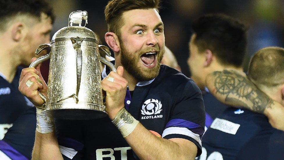 Scotland's Ryan Wilson celebrates with the Calcutta Cup in 2018.