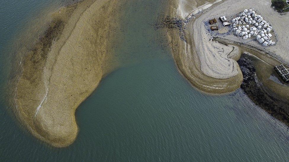 sandbank near Hurst Spit