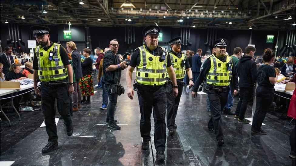 Police at Glasgow count