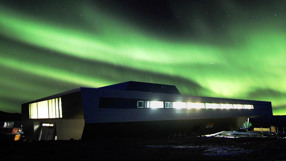 Bharati station below the Southern Lights