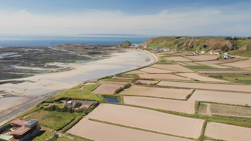 L'Etacq Jersey aerial