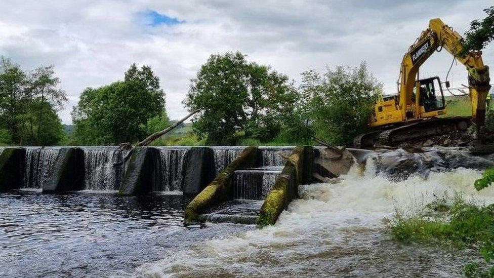 Work at Bowston Weir