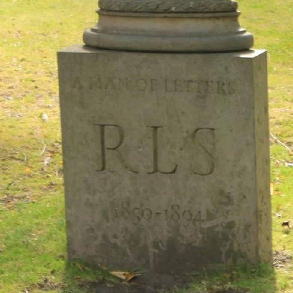 49. West Princes Street Gardens, Robert Louis Stevenson Memorial (1999)