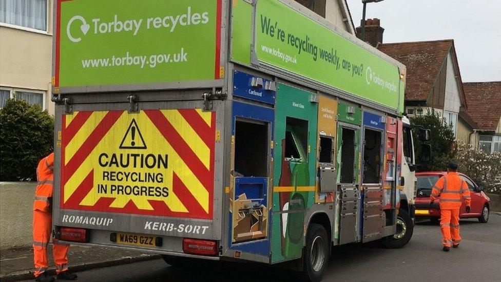 Recycling collection lorry in Torquay