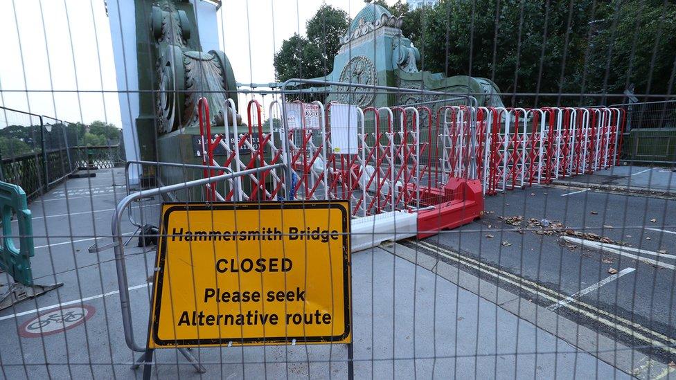 Bridge closed sign