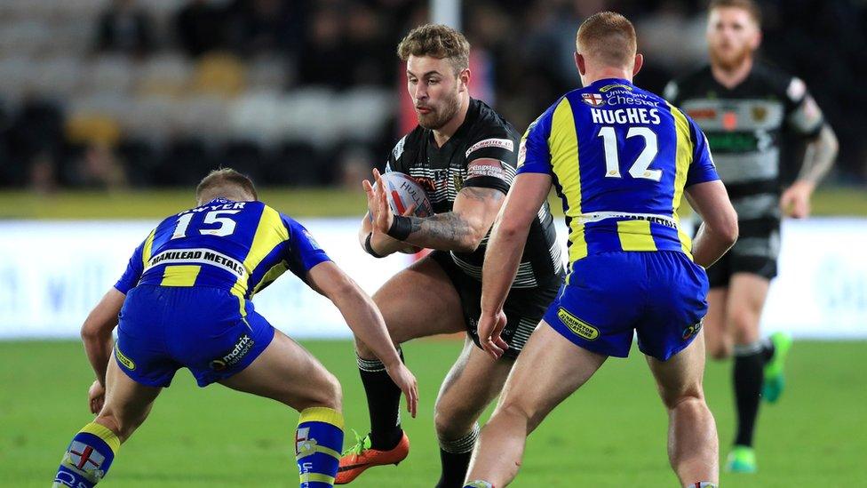 Jansin Turgut playing for Hull FC