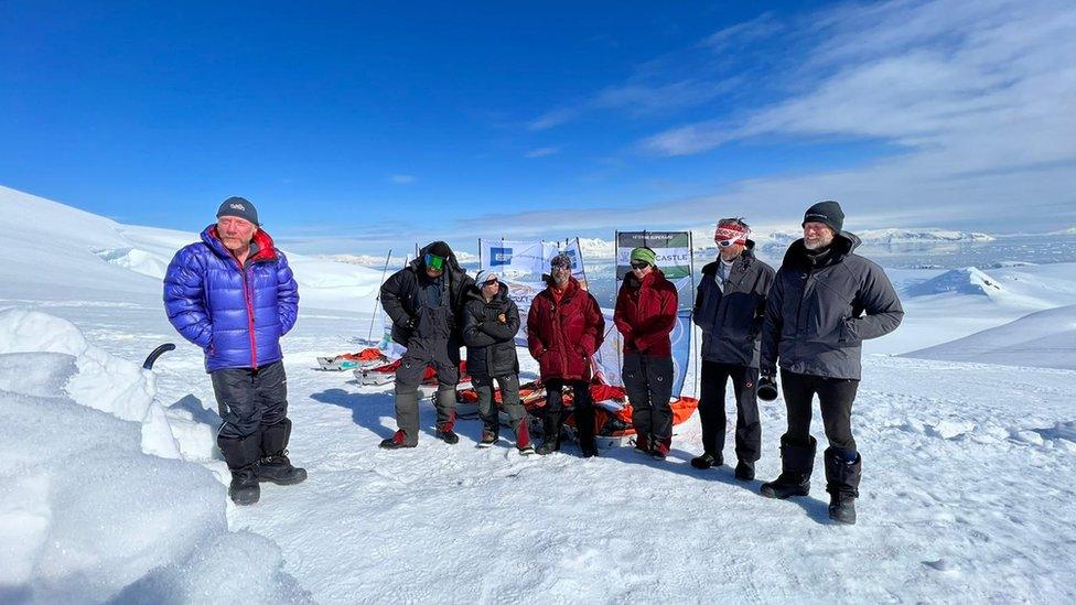 The ceremony in memory of Shackleton