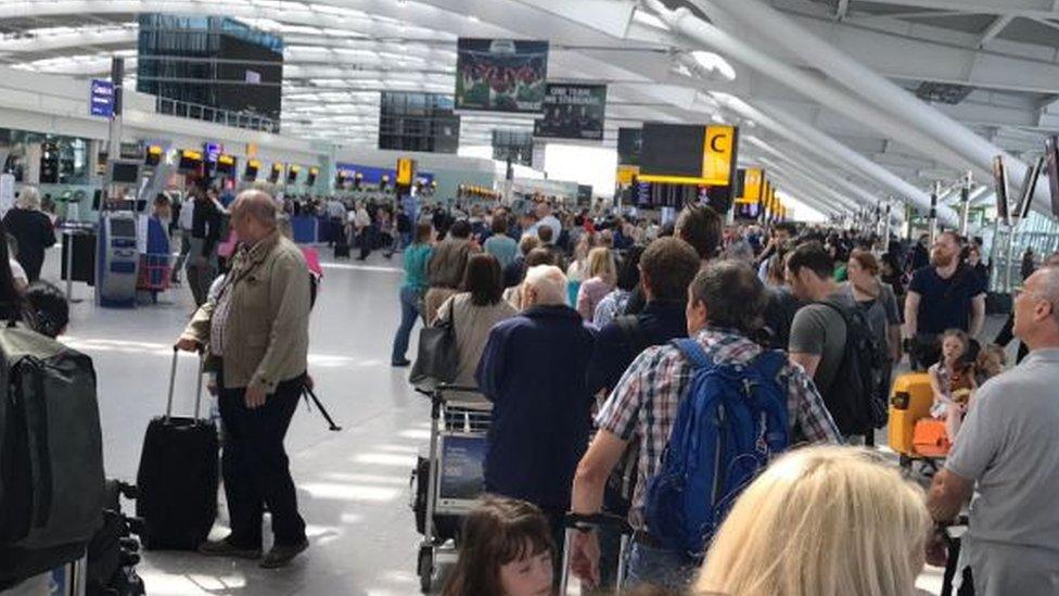 queues in Heathrow