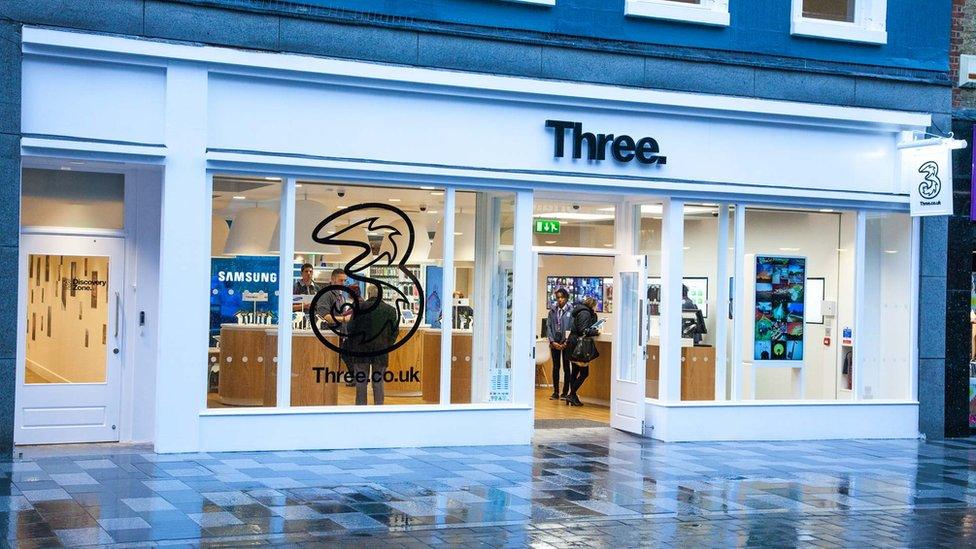 Three shop front in Maidenhead